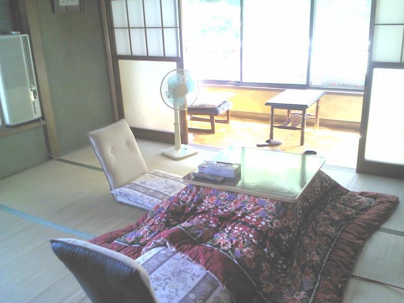 Minshuku Yuraku Hotel Aoki Exterior photo